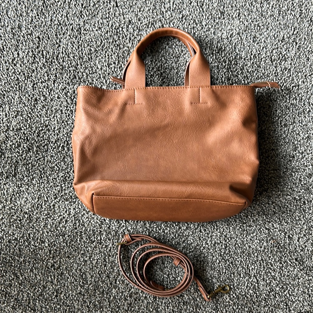 Brown crossbody 💕